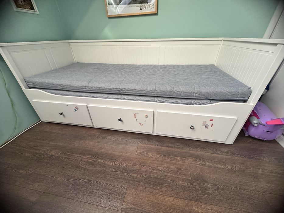 Lóżko IKEA Hemnes