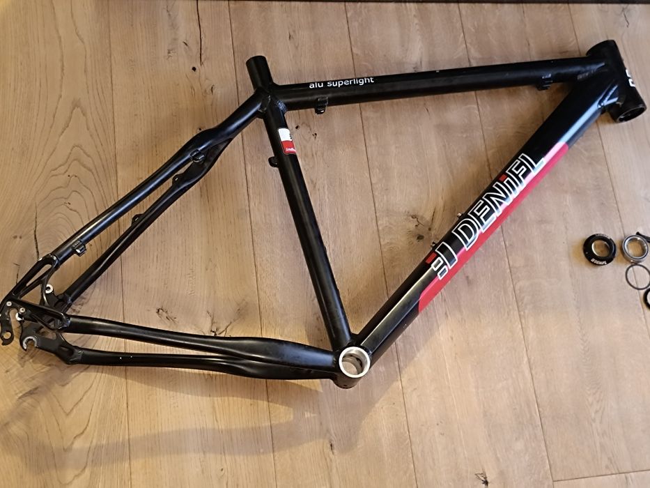 Легкая гоночная рама 26" L (19") Alu Superlight. Уровень Trek 8900
