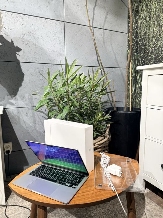 Apple MacBook Air 2024 13,6" M3 16GB RAM 512GB Dysk macOS Srebrny