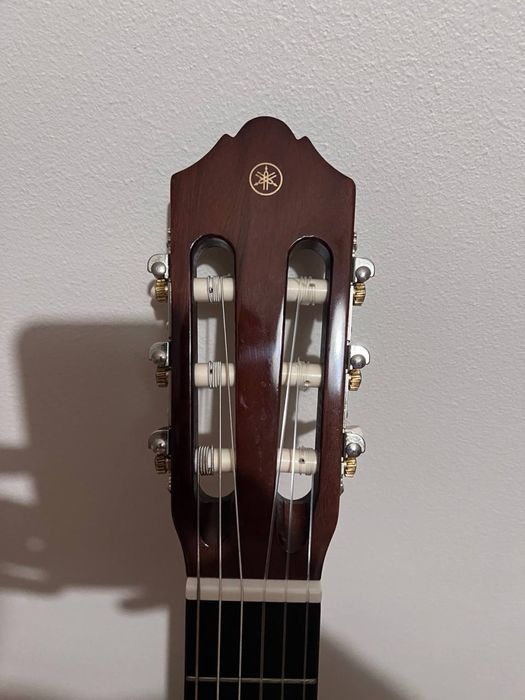 Гитара в идеальном состоянии.