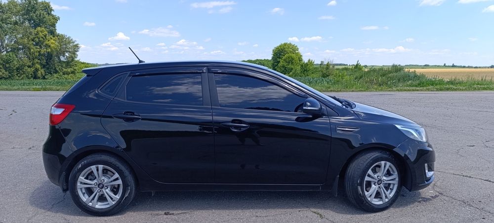 продаю авто Кіа ріо