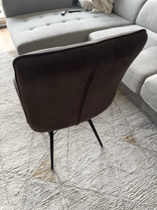 4 Cadeiras de mesa/sala de jantar