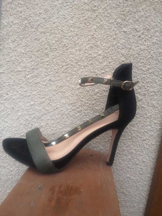 Босоножки 37, 5 - 38 р