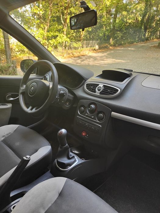 Renault Clio 1.5 dci 70cv comercial Ano 2011