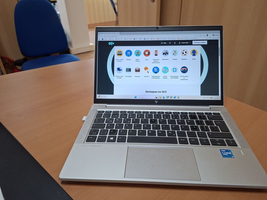 HP Elitebook 830 G8 como novo
