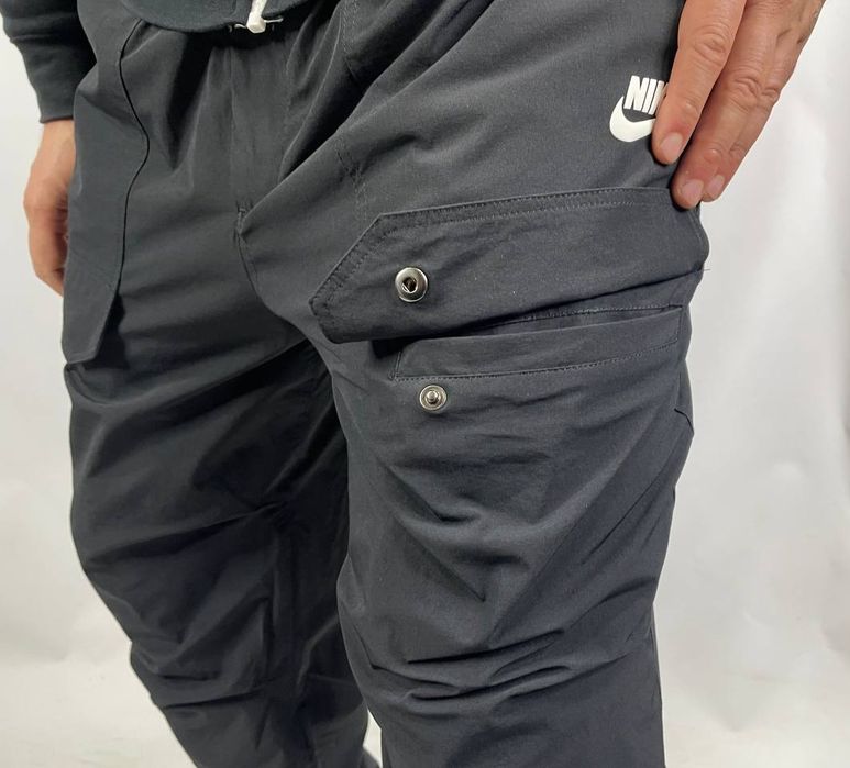 Мужские зимние спортивные штаны Nike плащевка на флисе