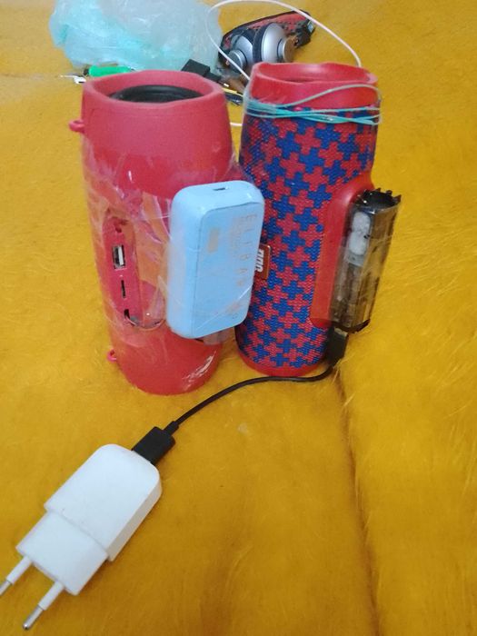 Продаются радио приемник УКВ FM 66,,,108мгц