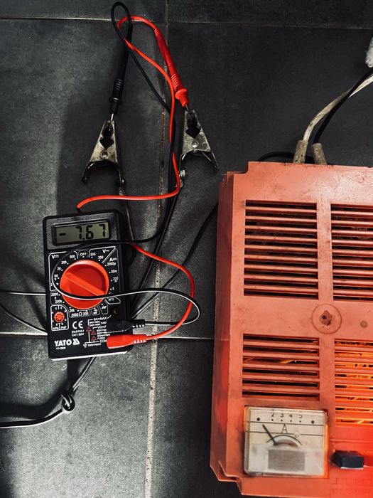 Prostownik ELTRON BZW-12/2,5 12V PRL 1984