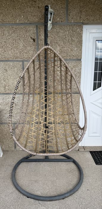 Cadeira Suspensa / Baloiço Ovo em Rattan – Estilo Boho Jardim ou Interior