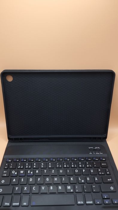 Etui z klawiaturą do Samsung Galaxy Tab A9 Plus 11 cali 2023 - Czarny