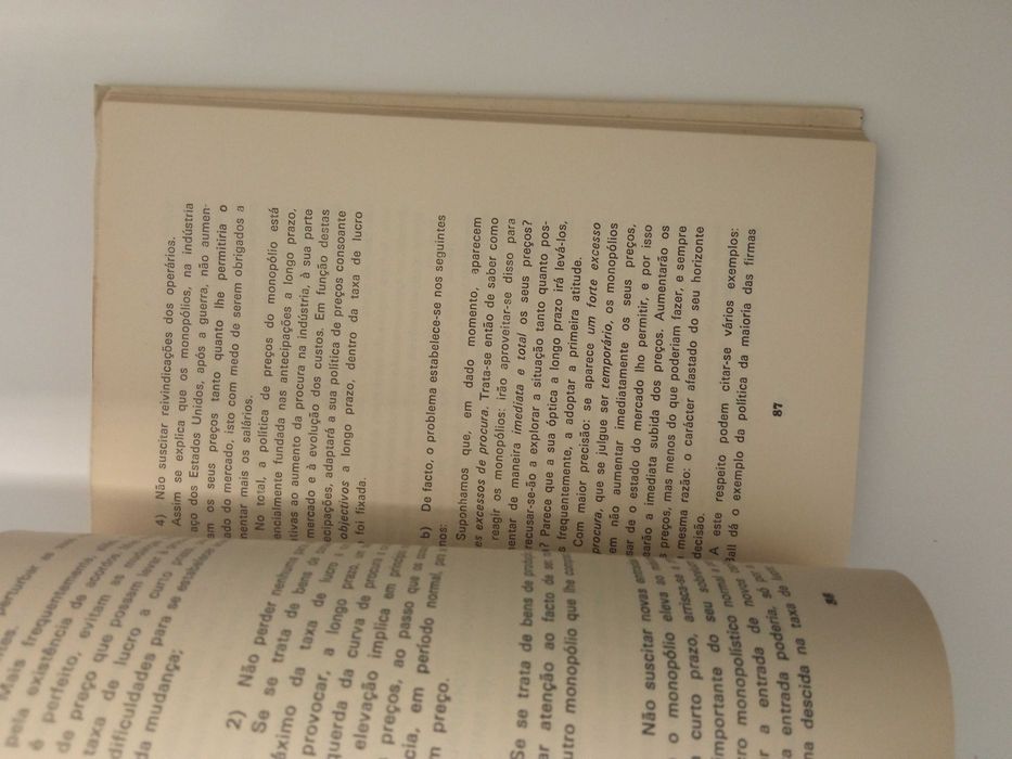 A inflação capitalista, de Ernest Mandel