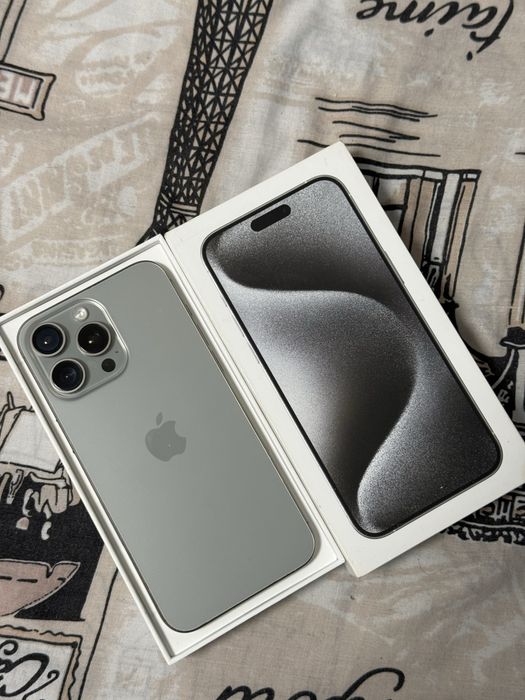 Iphone 15 pro max 256 ios 18.3.2 ESIM LOCK rsim