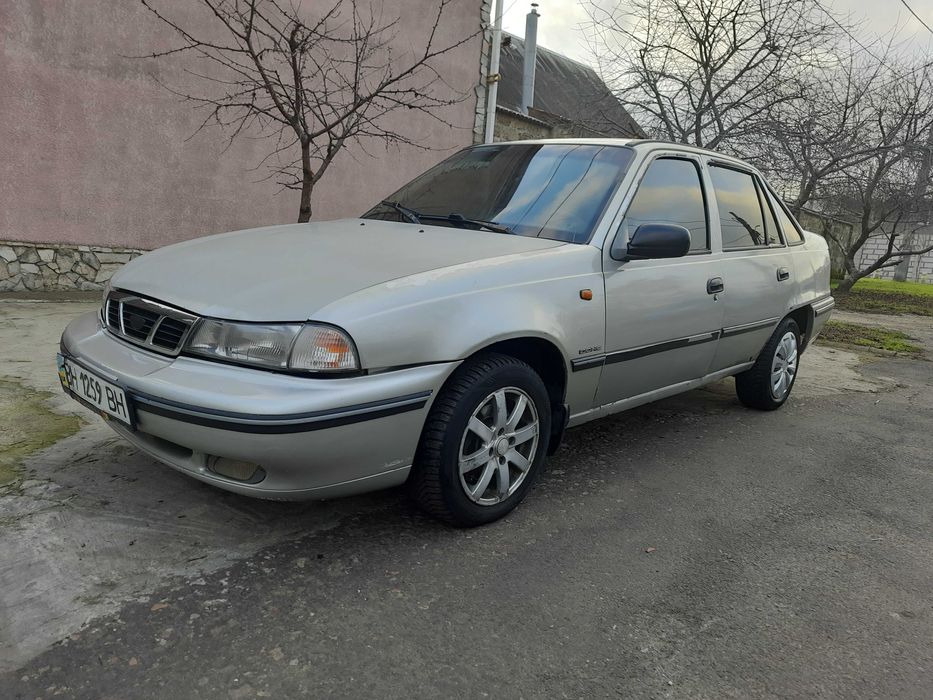 Продам Daewoo Nexia в нормальном состоянии