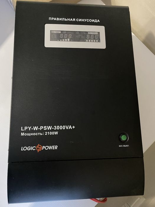 Пристрій безперебійного живлення LogicPower