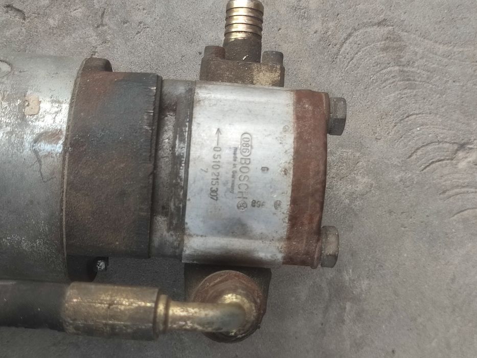 Silnik z pompą hydrauliczna na 24V