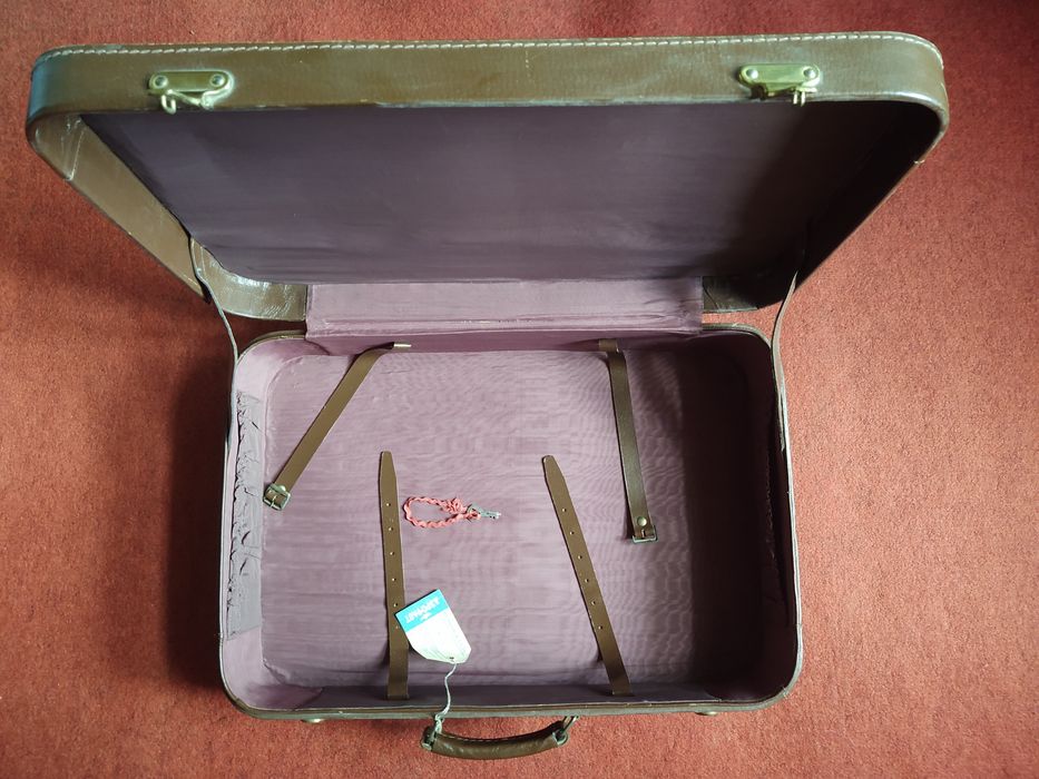 Чемодан натуральная кожа классика