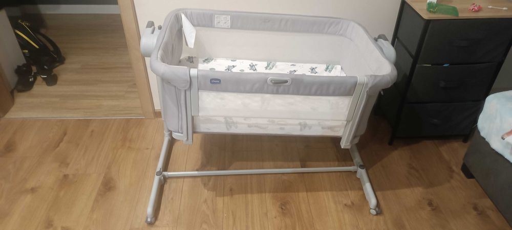 Łóżeczko dostawne Chicco next2me magic