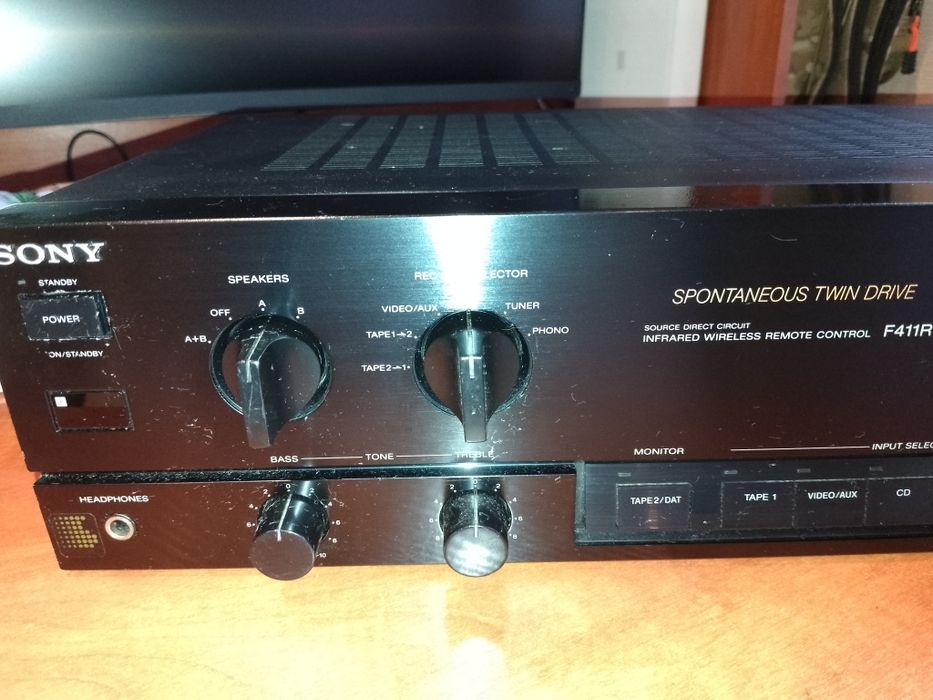 Усилитель Sony  TA-F411 R.