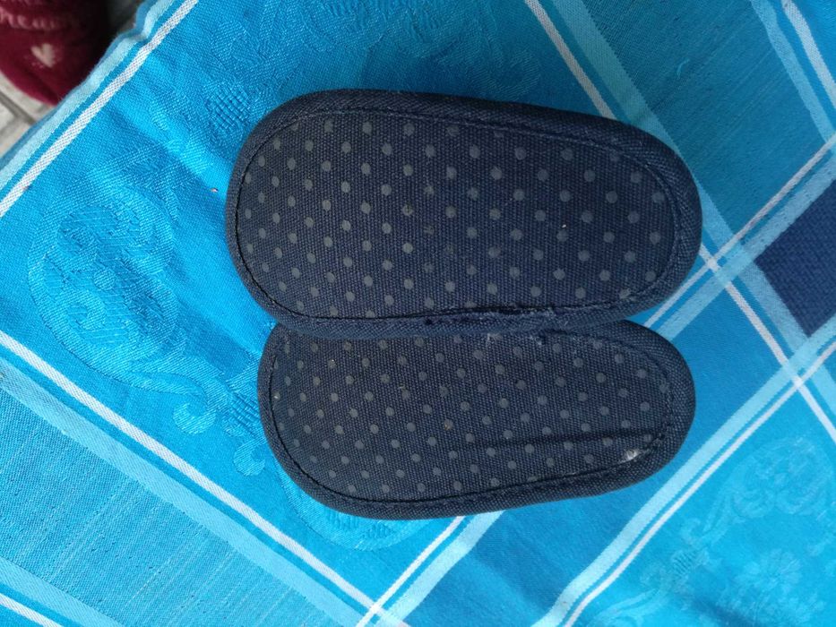 Pantufas botas sapatos bebe da Essentials