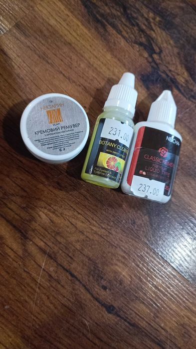 Матеріали для нарощення (ламінування) вій