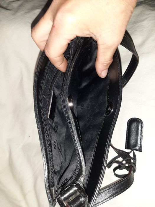 Czarna damska  torebka,  Genuine Leather