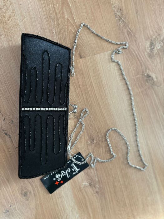 Torebka czarna wizytowa