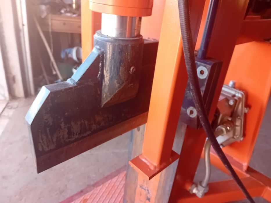 Rachador Profissional Semi-Novo