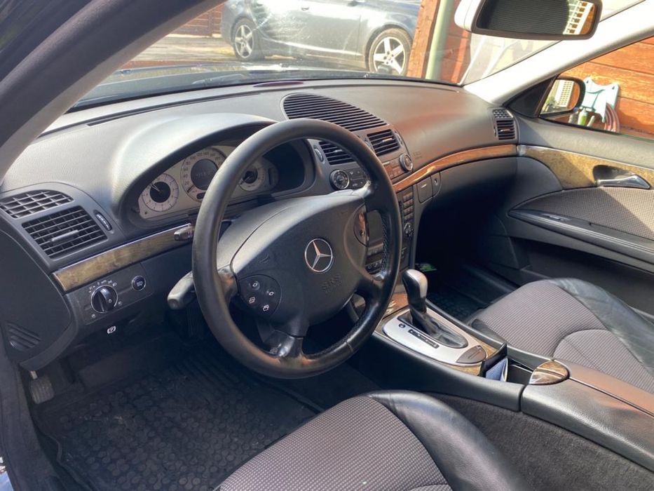 Wynajem Mercedes E klasa W211