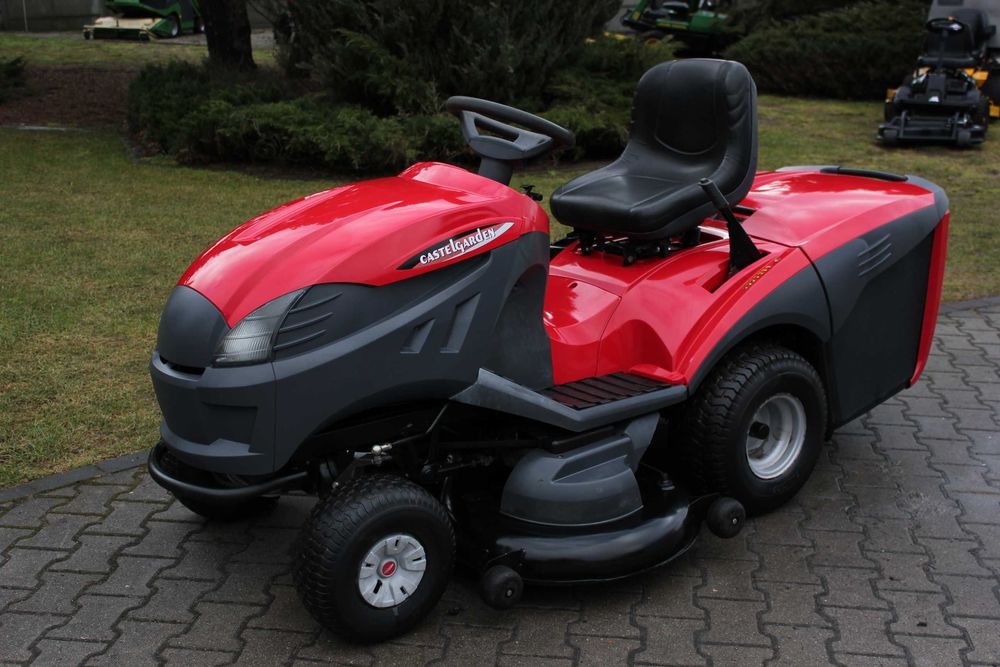 Castelgarden castel 220 V2 Traktorek kosiarka