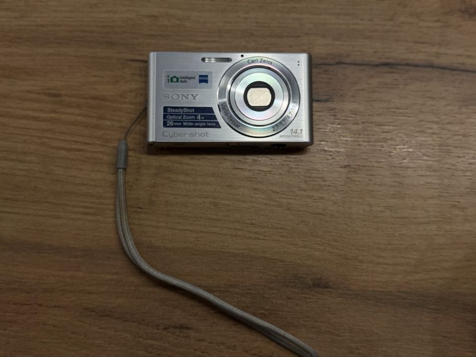 Sony Cyber-shot DSC-270 , DSC-T30, DSC-W320