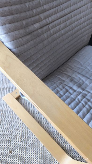 Cadeirão cinza ikea