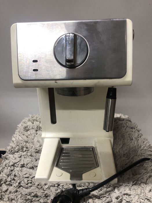 Кофеварка Delonghi ECP33.21.W