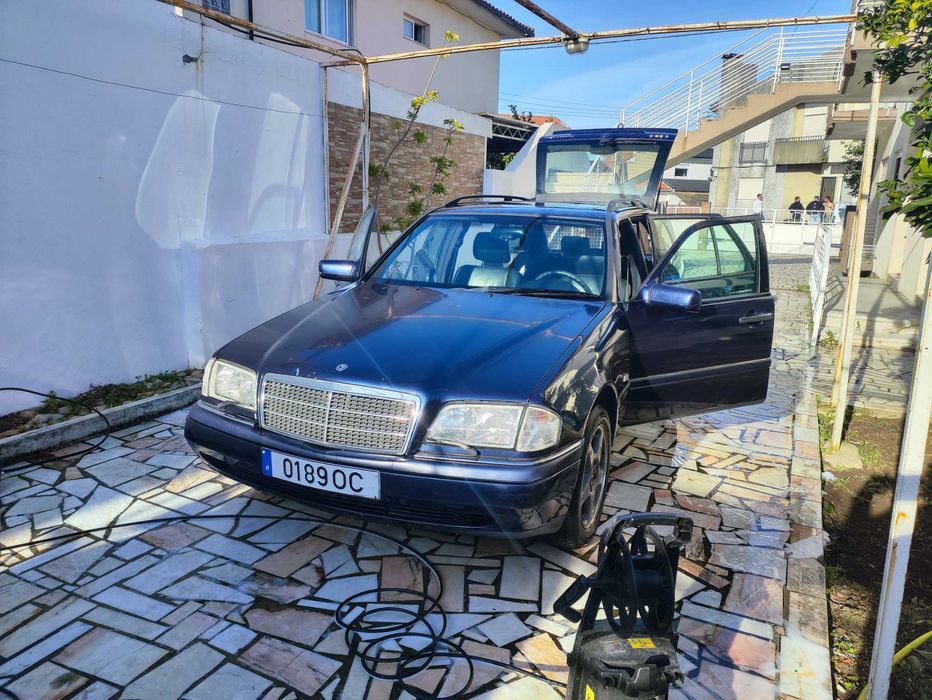 Mercedes C250 turbo diesel w202
