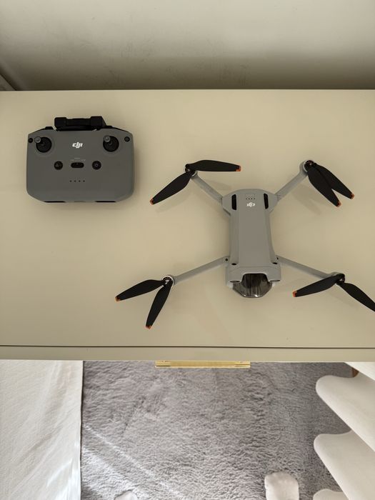 Drone DJI Mini 3 Pro501719184694333440