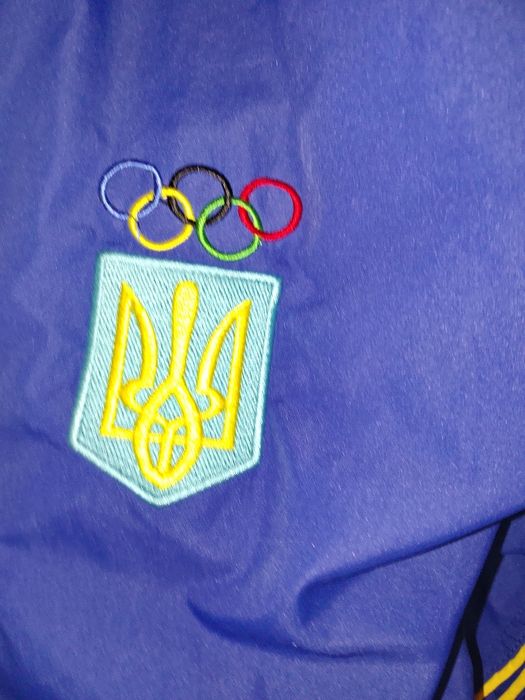 Зипка adidas олимпийской символикой