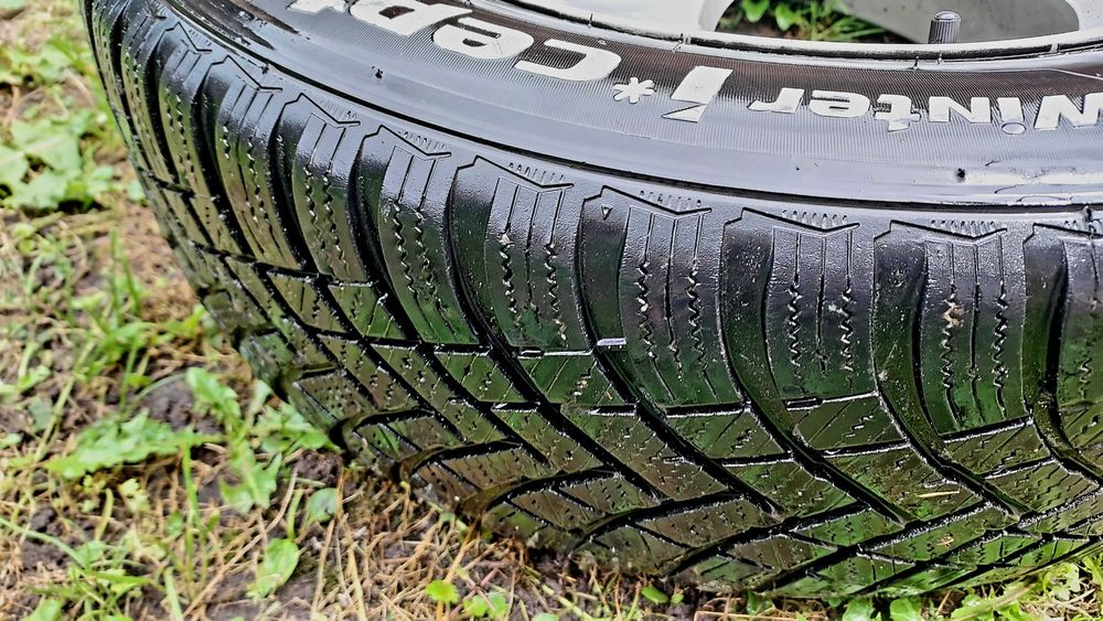 Німецькі диски Borbet R16 5x112 ET48 + зимова гума Hankook 205/60 R16 Ціна: 11 800 грн (торг)