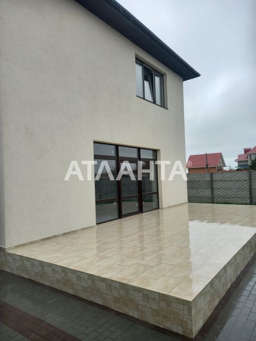 Предлагается к продаже добротный дом на 5.35 сотках в ЖК Дайберг