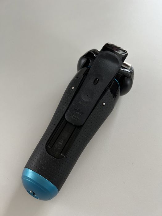 Braun series 9 Golarka do golenia na sucho lub mokro