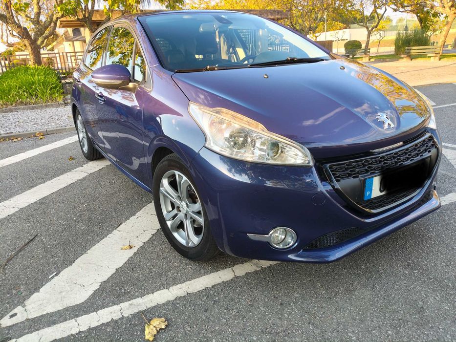 Peugeot 208 1.2 VTI ALLURE 82 CV
