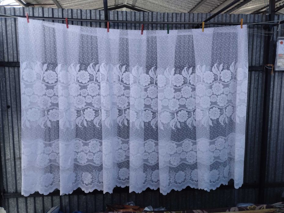 Firana żakardowa 1,35 wys. x 4,00 szer.