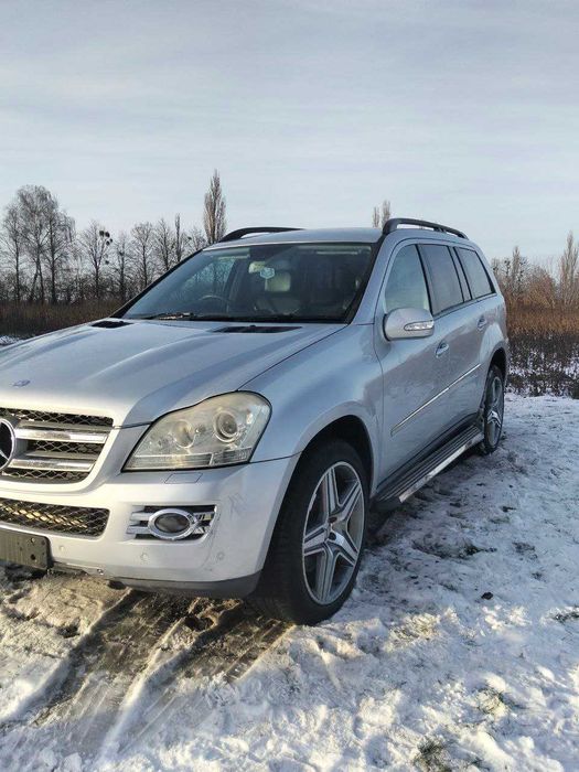 Крила передні Мерседес Гл 164 Mercedes GL 164 колір 775 оригінал