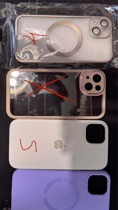 Чохли на iphone 13