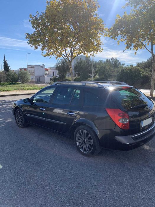 Renault Laguna 2.0 dCi 2006 – Familiar Espaçoso e Confortável
