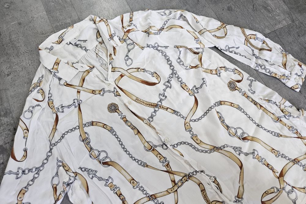 Biała bluzka koszula łańcuchy wiskoza Salko XL- XXL

Niewielka wada za