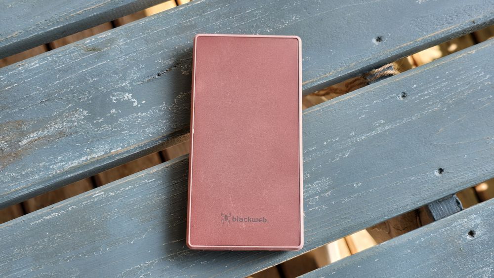 Zestaw 4 powerbanków łącznie 30800mAh