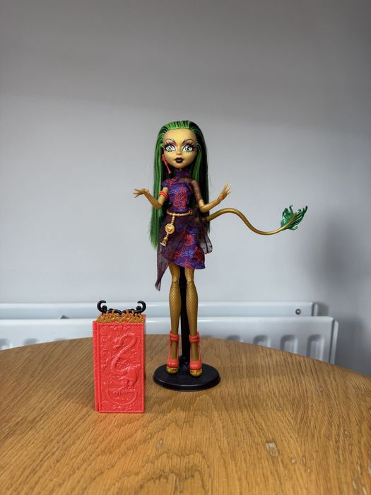 Jinafire Long Джинафаер Monster High