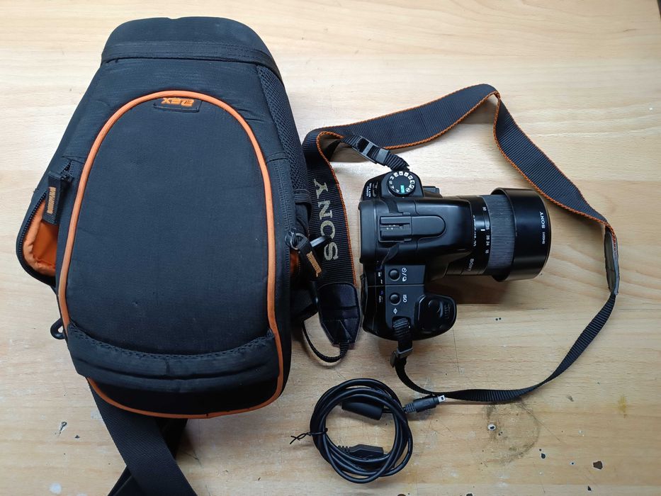 Фотоапарат Sony Alpha DSLR-A200 оптика 18-70 mm + 16Gb картка памяті