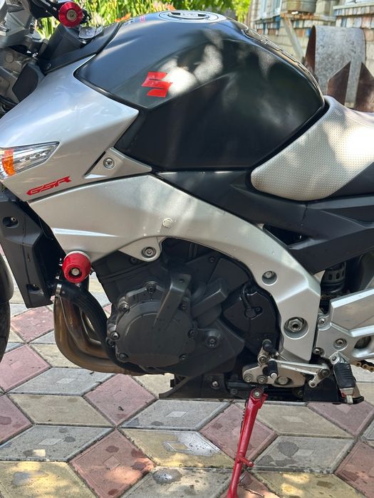 Suzuki gsr 400 пригнаний з Японії