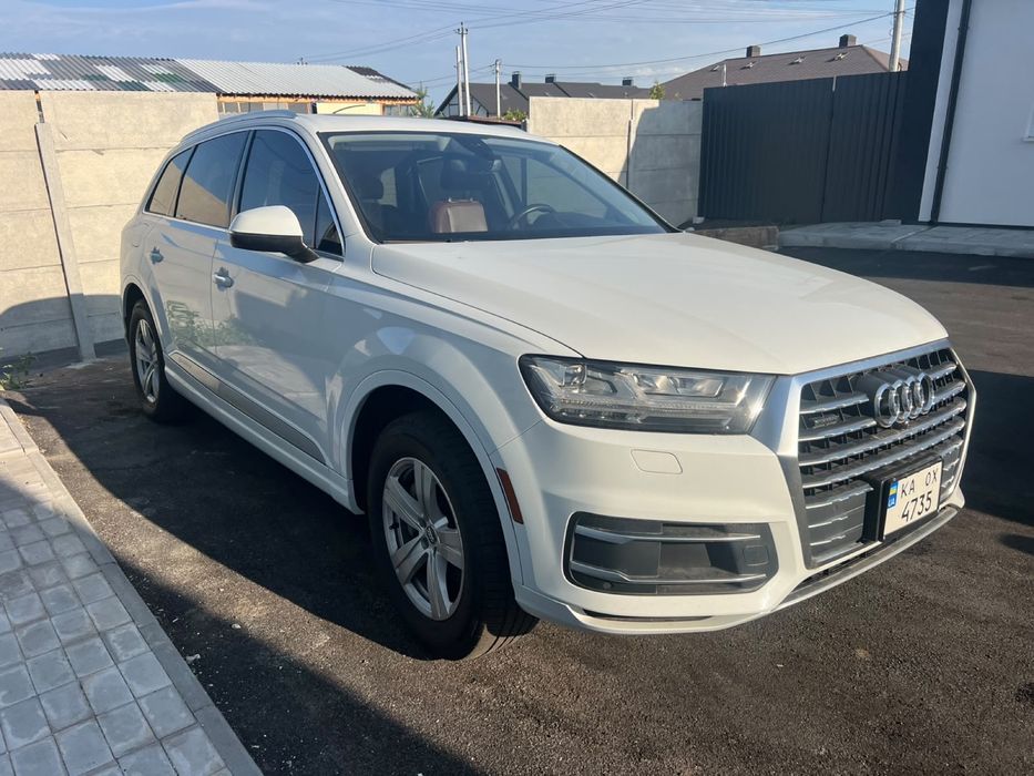 Продаєтся  Audi Q7