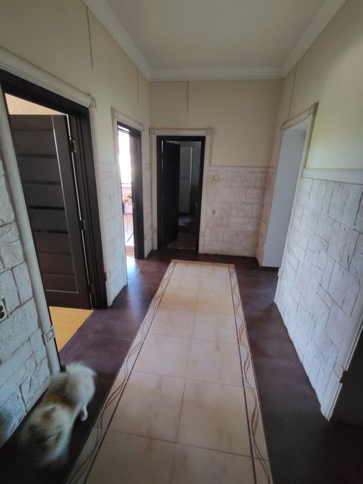 Продам дом 5комнат, жилая площадь 199м